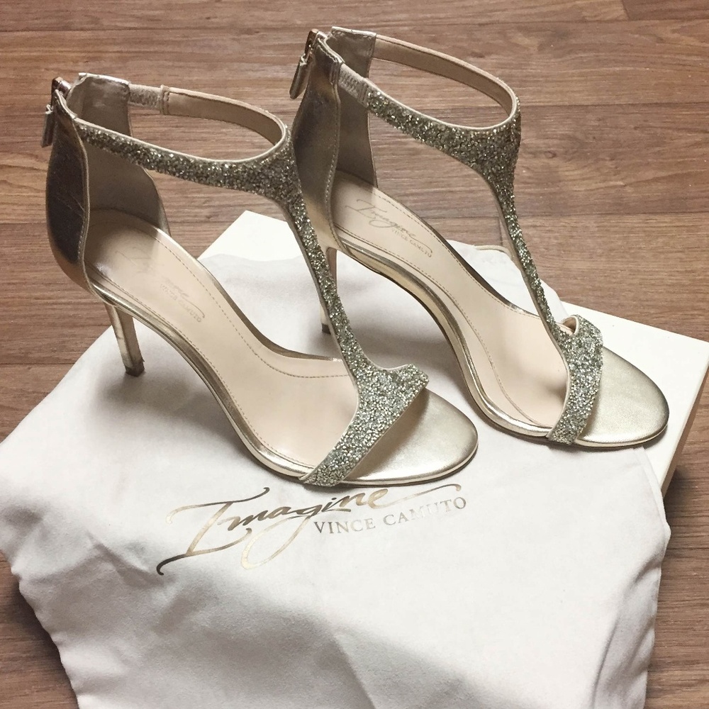 Imagine by Vince Camuto Phoebe T-Strap Sandals